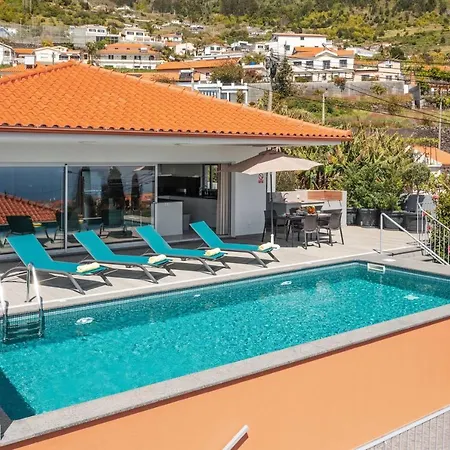Ourmadeira - Arco Sun, Modern Villa Arco da Calheta (Madeira)